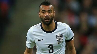 Ashley Cole, víctima de un robo “despiadado” delante de sus hijos: “Vamos a cortarle los dedos” - Tikitakas