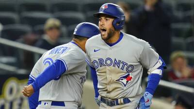 George Springer answers boos with HR, 3 hits, leads Jays over Yanks