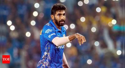 Jasprit Bumrah - Every team goes through a transition phase: Jasprit Bumrah - timesofindia.indiatimes.com - India