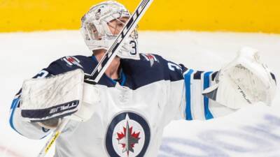 Lowry: Jets 'in desperation mode right now'