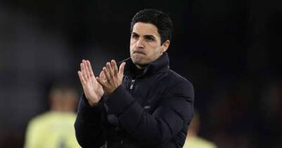 Mikel Arteta - Rio Ferdinand lost it after Kieran Richardson said Arsenal are 30 years away from winning the PL - msn.com - Britain - Manchester - county Richardson