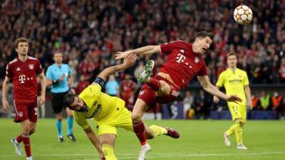 Resumen y goles del Bayern 1 - Villarreal 1; Champions League