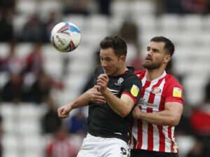 Lee Johnson - Bailey Wright - Alex Neil - Callum Doyle - “It’s integral to keep him” – Sunderland fan pundit urges club to seal new deal for 29-year-old - msn.com - Australia - county Bailey - county Wright