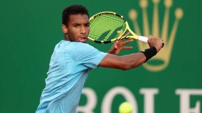 Auger-Aliassime's struggles continue with upset loss to Musetti in Monte Carlo