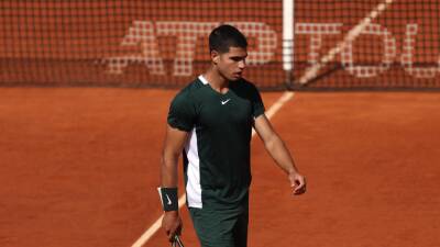 Carlos Alcaraz 'has to take a break' before the French Open to avoid a potential injury, says Boris Becker