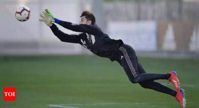 Wojciech Szczesny - Mattia Perin - Juventus goalkeeper Mattia Perin extends deal until 2025 - timesofindia.indiatimes.com - Italy