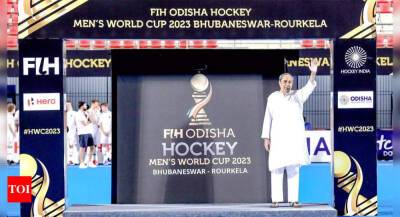 Narinder Batra - Odisha CM Naveen Patnaik unveils logo of 2023 FIH Men's Hockey World Cup - timesofindia.indiatimes.com - India