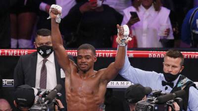 Errol Spence Jr's 2nd road to recovery yields title bout against Yordenis Ugás