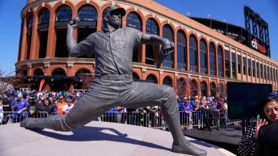 New York Mets unveil statue of legendary pitcher Tom Seaver at Citi Field - espn.com - New York -  New York - state New Jersey - county Queens