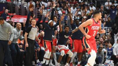 Jonas Valanciunas - Paul George - Pelicans lose big lead in third quarter, then rally past Clippers in fourth to reach playoffs - espn.com -  Chicago - Los Angeles - county Cleveland -  New Orleans - county Cavalier