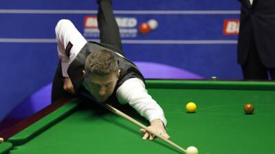 Mark Selby - Jamie Jones - Zhao Xintong - Mark Selby shakes off slow start to title defence to build lead over Jamie Jones - bt.com - Britain - Turkey - county Jones -  Sheffield - Gibraltar