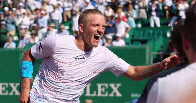 Tennis-Davidovich Fokina beats Dimitrov to reach Monte Carlo final