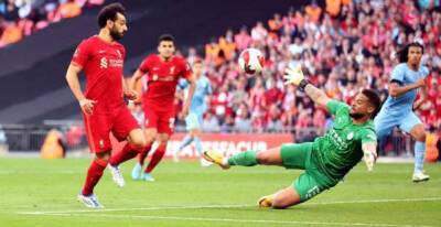 31 touches fewer than Alisson: LFC passenger who lost 78% duels was "awful" vs MCFC - opinion