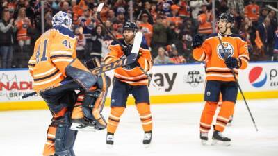 Smith earns second straight shutout as Oilers top Golden Knights