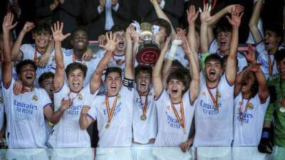 Así celebró el juvenil del Real Madrid la Copa del Rey - en.as.com