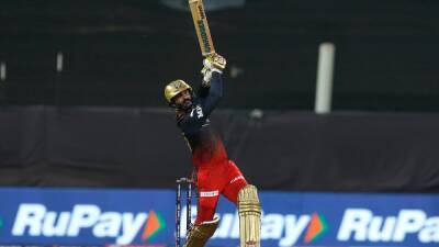 IPL 2022: "AB de Villiers Will Be Proud," Virat Kohli Tells Dinesh Karthik