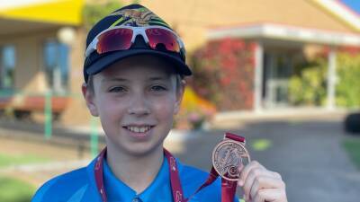 Hervey Bay's 11yo Pialba Bowls Club player urges youngsters to embrace precision sport - abc.net.au