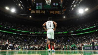 Kyrie Irving says he's keeping 'same energy' as fans with middle fingers to Boston Celtics crowd