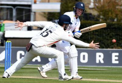 Kent (260 & 279) lost to Lancashire (506 & 36-0) by 10 wickets in County Championship at Canterbury