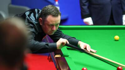 Shaun Murphy - Stephen Maguire - World Snooker Championship 2022 - Stephen Maguire holds off Shaun Murphy fightback to secure place in round two - eurosport.com - Scotland