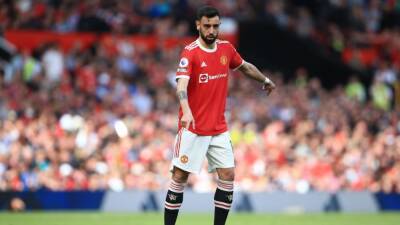 Man United midfielder Bruno Fernandes unhurt after car crash - sources