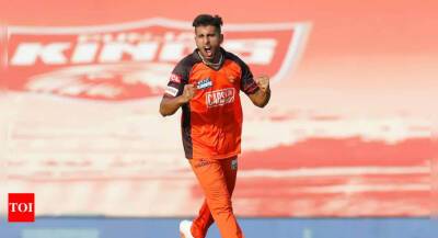 Harshal Patel - Bhuvneshwar Kumar - Umran Malik - With 7 T20Is in June, paceman Umran Malik will be in the selection committee's radar - timesofindia.indiatimes.com - Australia - South Africa - Uae - Ireland - India -  Hyderabad