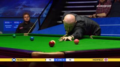 Anthony Macgill - World Championship 2022 - Anthony McGill edges past gutsy Liam Highfield to reach last 16 - eurosport.com - Scotland
