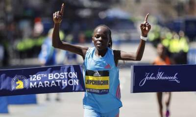 Boston Marathon turns into sprint on 50th anniversary of first women’s race - theguardian.com - Russia - Ukraine - Switzerland - Usa - Belarus - Ethiopia - Kenya - county Marathon - Tanzania