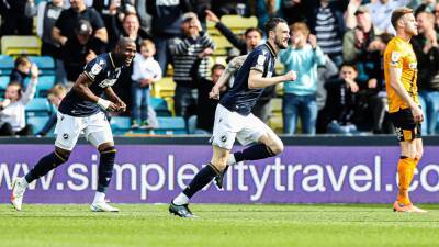 Nathan Baxter - Scott Malone - Championship - Richie Smallwood - Millwall boost play-off hopes with win over Hull - bt.com