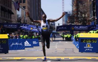 Kenyans Jepchirchir, Chebet win Boston Marathon titles - beinsports.com - Ethiopia - New York - Kenya - county Marathon