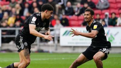Morgan Gibbs-White equaliser keeps Sheffield United’s play-off bid on course
