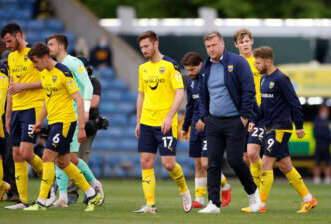Karl Robinson provides update on Oxford United man