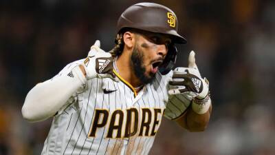 San Diego Padres first MLB team to reach uniform ad deal, with Motorola