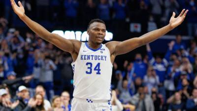 Anthony Davis - Oscar Tshiebwe - Kentucky Wildcats' Oscar Tshiebwe named AP men's college basketball player of year - espn.com -  Kentucky - state Wisconsin -  New Orleans - state Iowa - Congo - state West Virginia - state Illinois