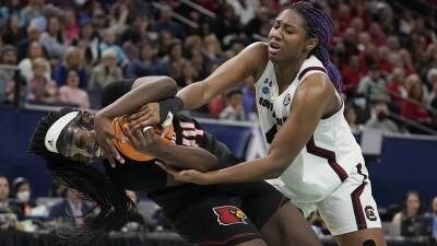 NCAA Women's Final Four: South Carolina defense smothers Louisville in semifinal win - foxnews.com -  Boston -  Louisville - state South Carolina -  Minneapolis