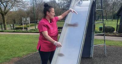 Mum spends Mother's Day cleaning up vile racist graffiti from children's slides - manchestereveningnews.co.uk - county Cheshire