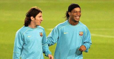 Throwback: Ronaldinho shows teen Messi how to do unreal elastico skill