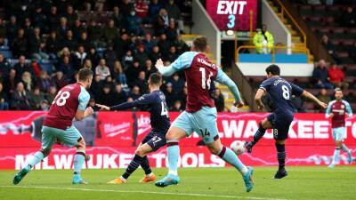 Kevin De-Bruyne - Jurgen Klopp - Sean Dyche - Josh Brownhill - Aaron Lennon - Ilkay Gundogan - Man City brush Burnley aside to retake top spot - rte.ie - Manchester - Madrid -  Man