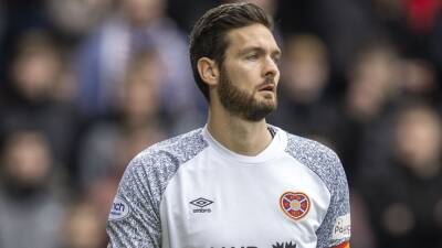 Robbie Neilson hails Hearts goalkeeper Craig Gordon’s all-round game