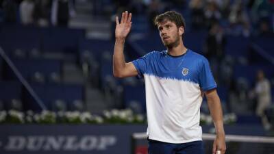 Cameron Norrie battles back to beat Egor Gerasimov and reach Barcelona Open last 16 ahead of French Open