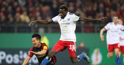 Soccer-Freiburg ease past Hamburg to reach German Cup final
