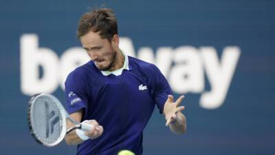 Victoria Azarenka - Reports: Wimbledon to ban Russian, Belarusian athletes - tsn.ca - Russia - France - Ukraine - Belarus