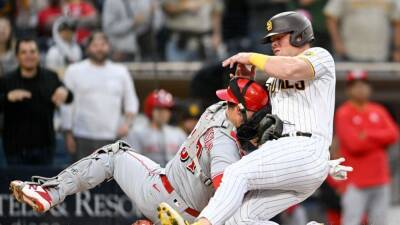 Cincinnati Reds unhappy with Luke Voit for 'dirty' slide into Tyler Stephenson -- 'It looked like a wrestling move' - espn.com - Thailand - county Tyler -  Cincinnati