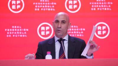 Javier Tebas - Las mentiras según Rubiales sobre el acuerdo con Piqué - en.as.com - Qatar - China - India