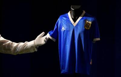 Diego Maradona - Peter Shilton - Steve Hodge - Maradona shirt auction opens with bid of $5 million - beinsports.com - Manchester - Argentina - New York -  Mexico City