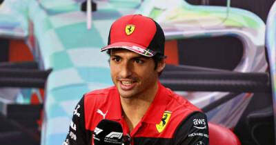 Charles Leclerc - Carlos Sainz - Carlos Sainz seals new Ferrari contract - msn.com - Italy