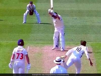 Watch: Shaheen Afridi Castles Marnus Labuschagne To Capture First County Wicket For Middlesex vs Glamorgan, Misses Hat-trick