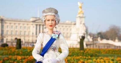 queen Elizabeth Ii II (Ii) - A doll of The Queen to celebrate her birthday and jubilee has been released - and everyone is saying the same thing - manchestereveningnews.co.uk - county Lewis