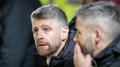 Stephen Robinson aims to welcome Keith Lasley to St Mirren as Premiership club