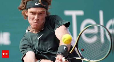 Rublev blasts Wimbledon's Russia ban as 'complete discrimination' - timesofindia.indiatimes.com - Russia - Ukraine - Serbia - Belarus -  Belgrade
